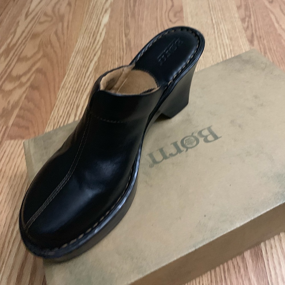 Black clog